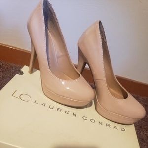 Lauren Conrad Platform Pump